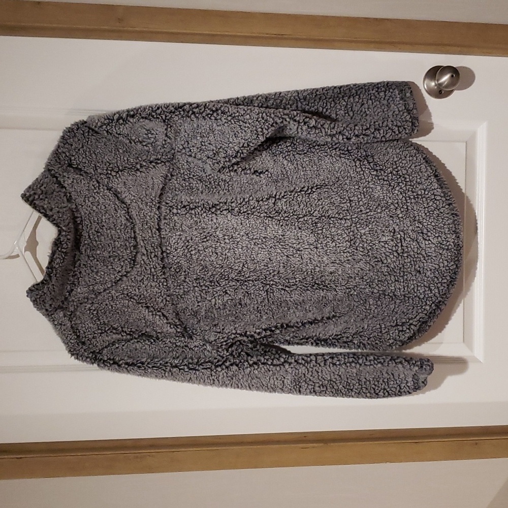 Women's large pullover - Picture 3 of 3